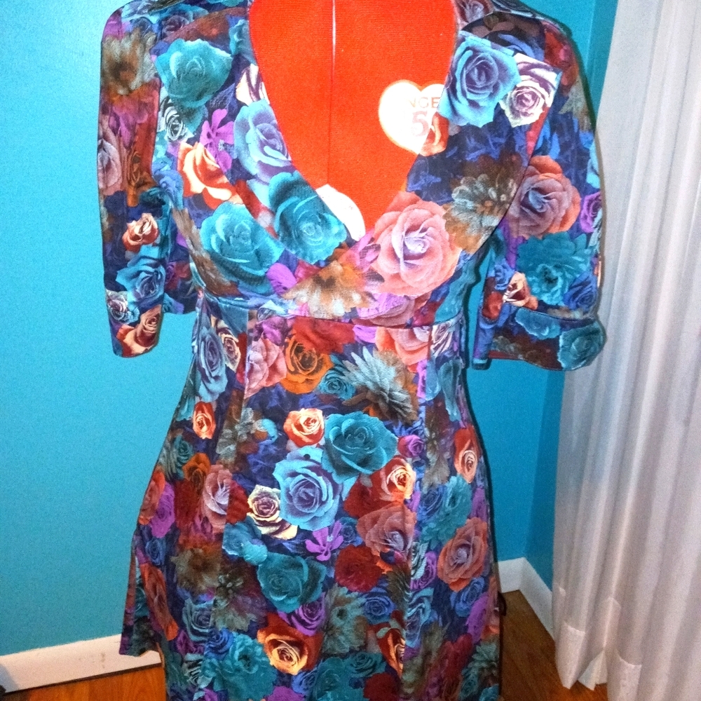 Freeway Floral  Print Mid Sleeve Jacket size M